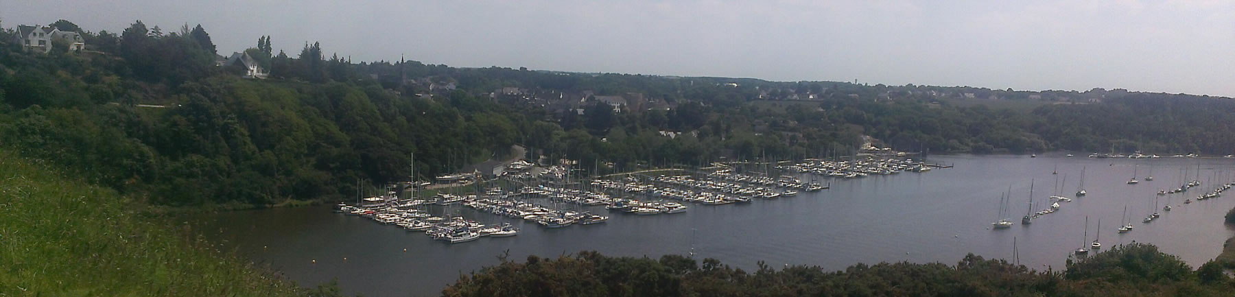 Banner showing boats in marina