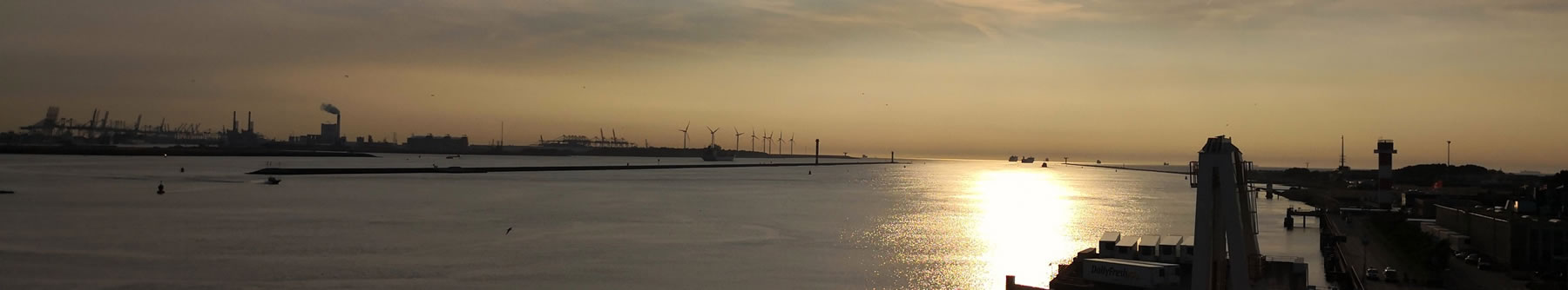 Banner showing sunset from ferry at Hoek van Holland